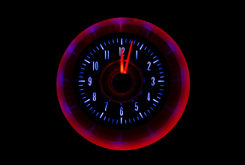 RLC-64C-VET Clock Gauge Ice and Fire Night View